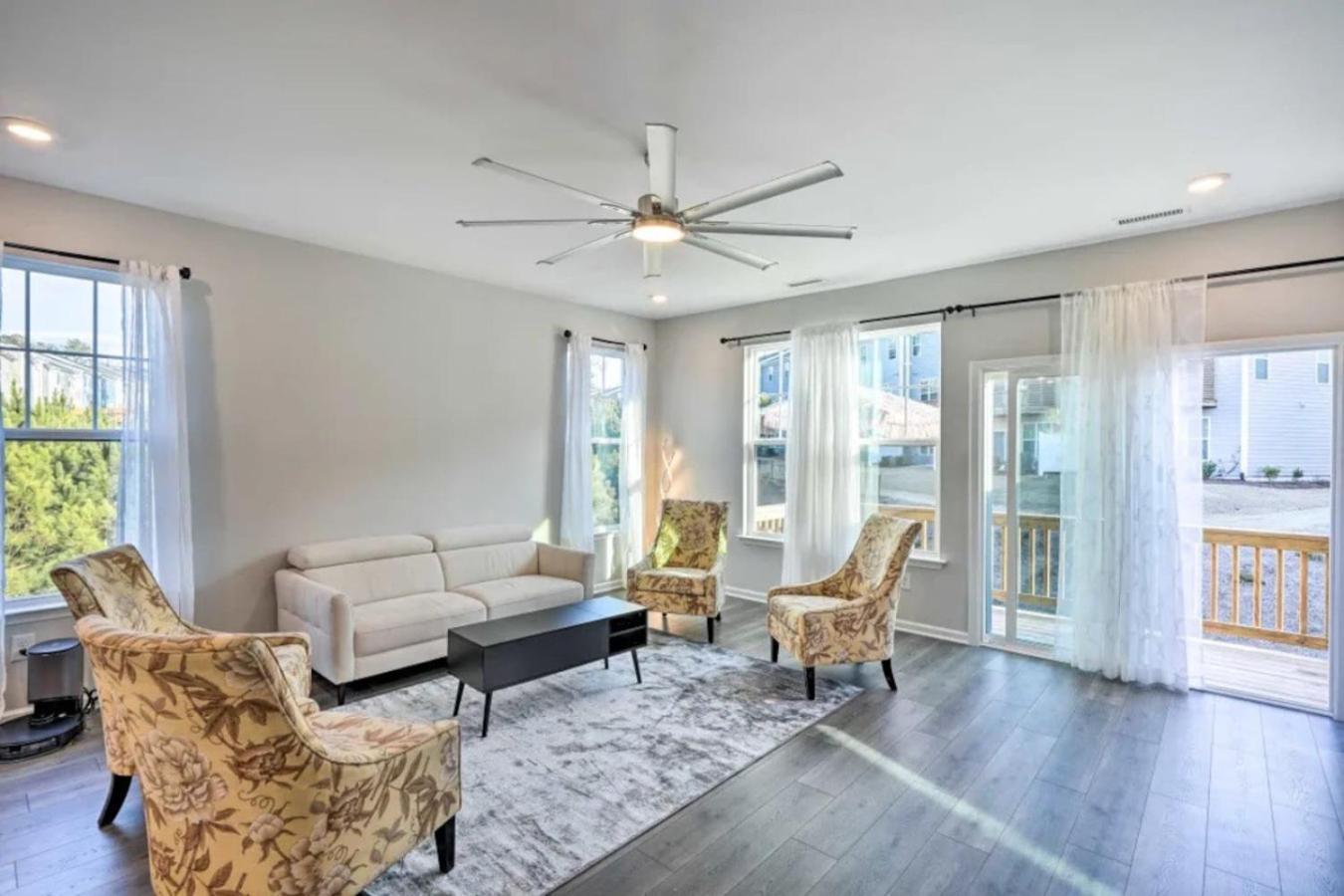 The Villas Buckingham 10 Mins To Rdu Airport Duke Downtown Durham Exteriör bild