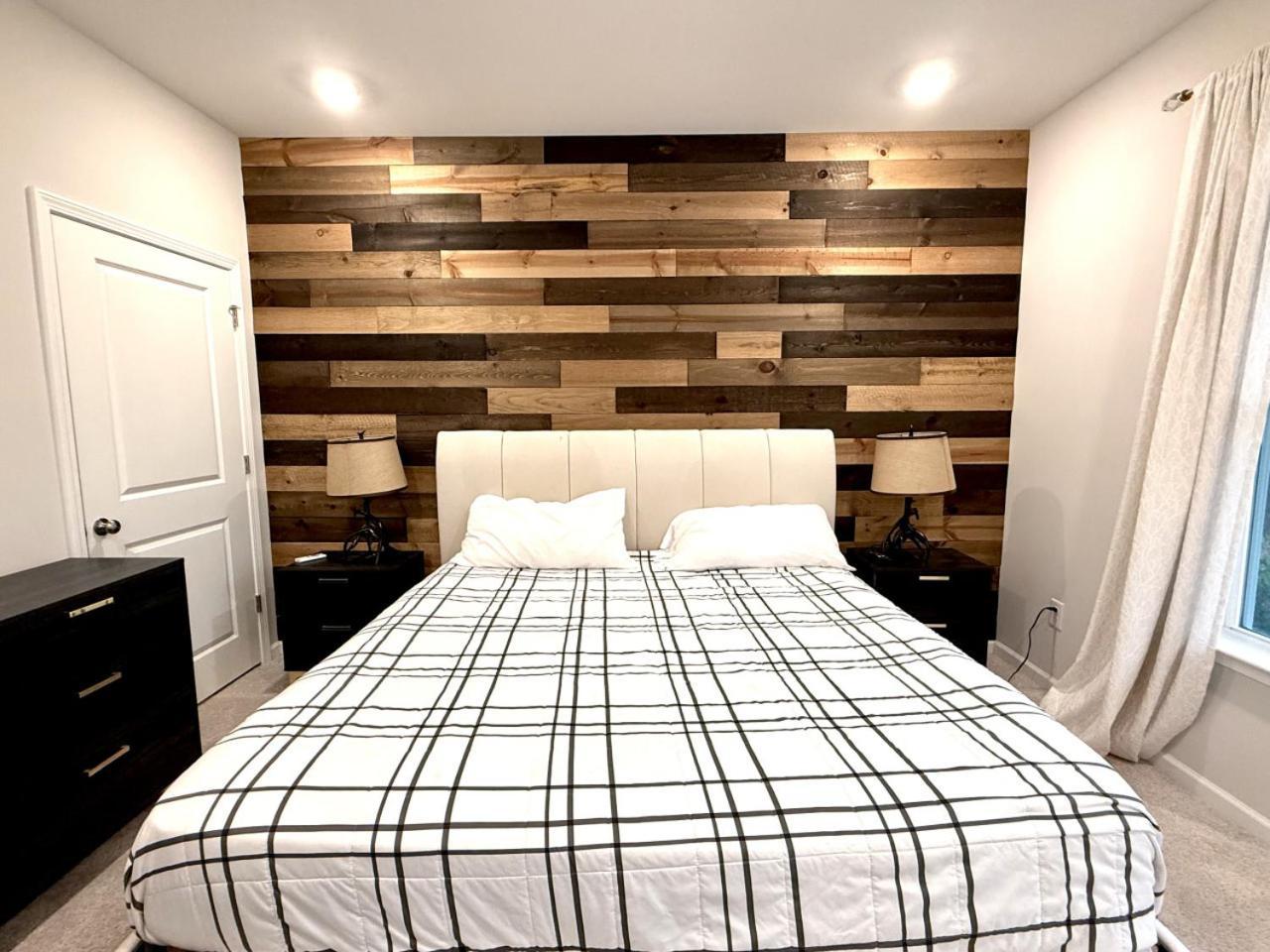 The Villas Buckingham 10 Mins To Rdu Airport Duke Downtown Durham Exteriör bild