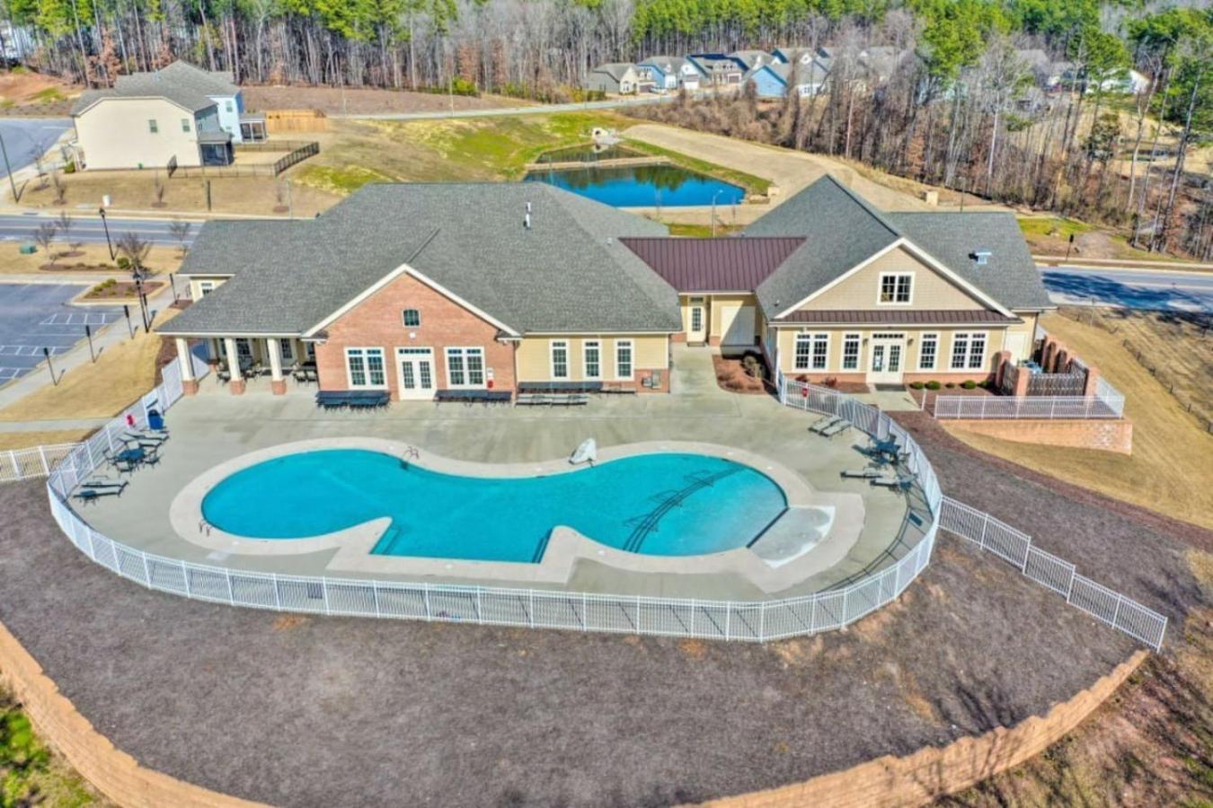 The Villas Buckingham 10 Mins To Rdu Airport Duke Downtown Durham Exteriör bild