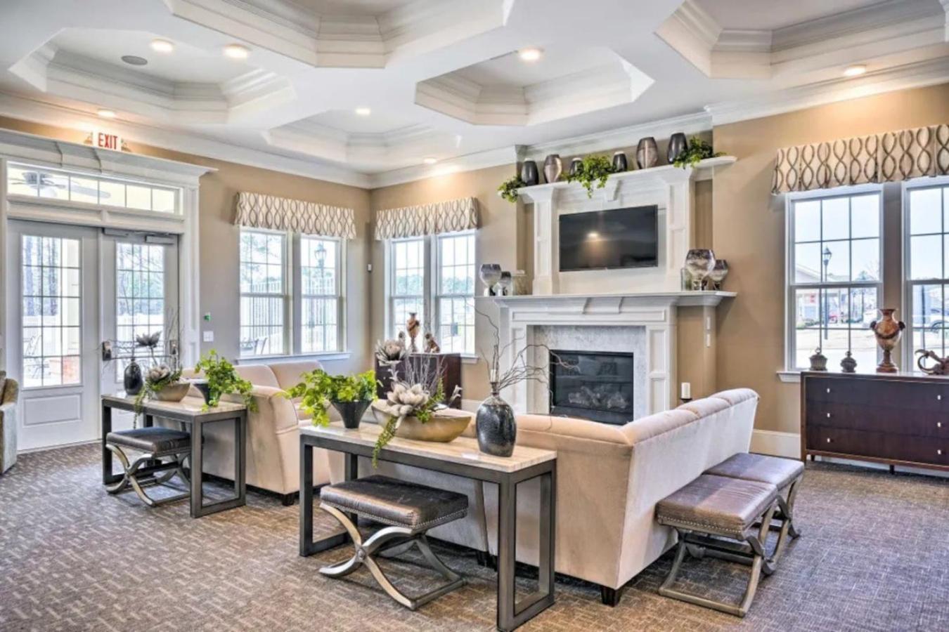 The Villas Buckingham 10 Mins To Rdu Airport Duke Downtown Durham Exteriör bild