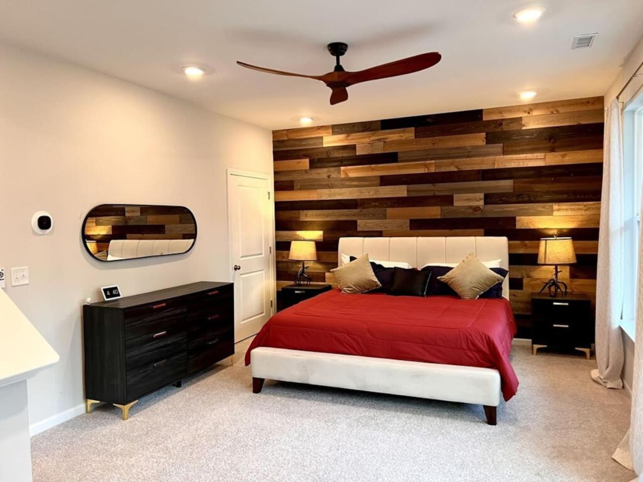 The Villas Buckingham 10 Mins To Rdu Airport Duke Downtown Durham Exteriör bild