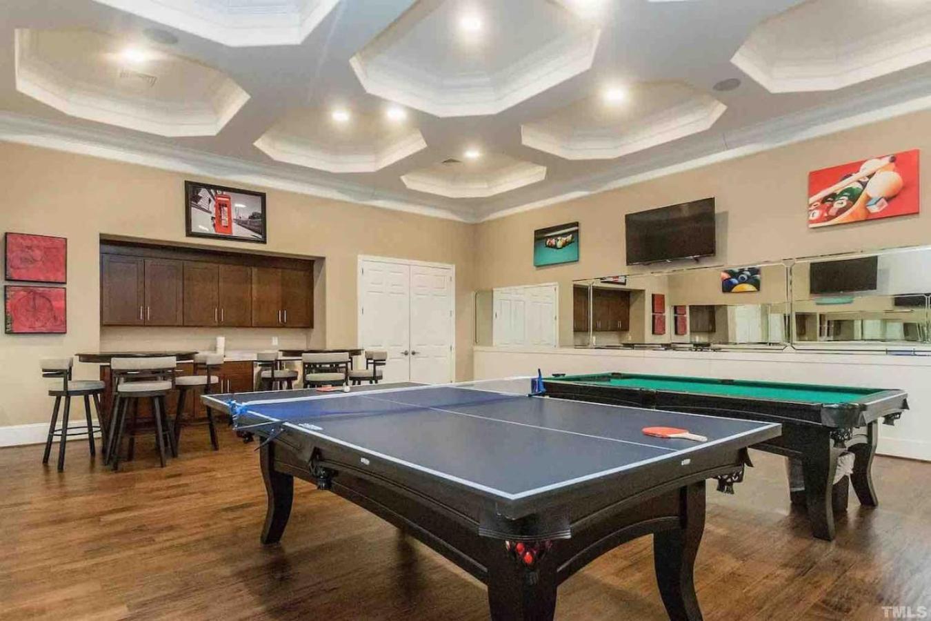 The Villas Buckingham 10 Mins To Rdu Airport Duke Downtown Durham Exteriör bild