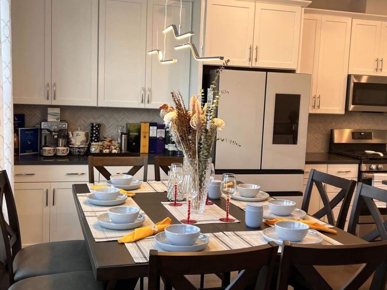 The Villas Buckingham 10 Mins To Rdu Airport Duke Downtown Durham Exteriör bild
