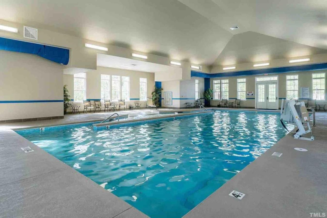 The Villas Buckingham 10 Mins To Rdu Airport Duke Downtown Durham Exteriör bild